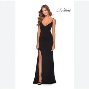 NWT La Femme Strappy Back Jersey Gown Size 2